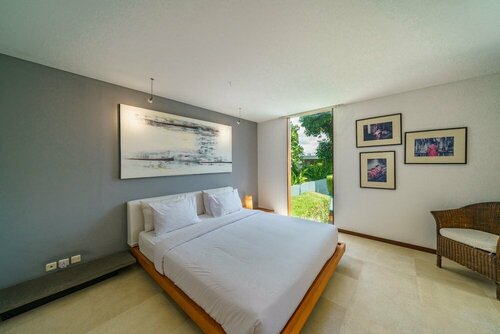 Villa Rio - Contemporary 2BR Villa in Downtown Seminyak, Забронировать Вилла Бизнес-отели провинции Бали, 4* 5*