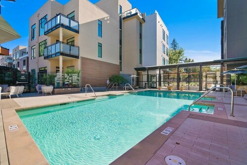 Global Luxury Suites at Downtown Mountain View, Забронировать Апартаменты/квартира Маунтин-Вью Silicon Valley