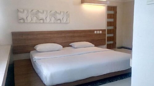 Space Hotel by Papaho, Đặt Khách sạn Khách sạn tại West Java có Bãi đậu xe, Bãi đậu xe