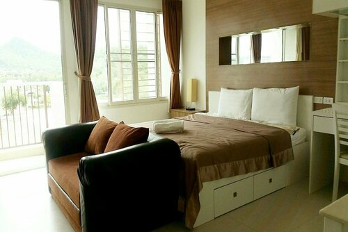 The Seacraze Hua Hin by Montri, Забронировать  Отели Прачуапкхирикхан 3 звезды, 3*