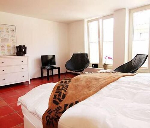 Themen Hotel zur Kranengasse, Забронировать Отель Краненбург Lower Rhine