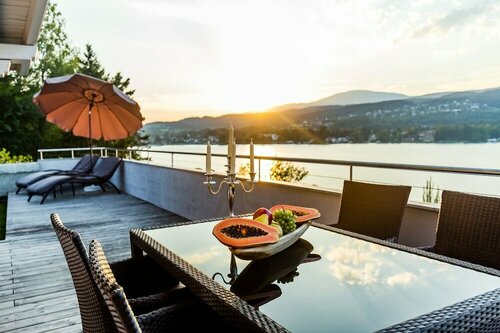 Seevillen Excelsior, Book Feriehus Wörthersee Villas, Villa