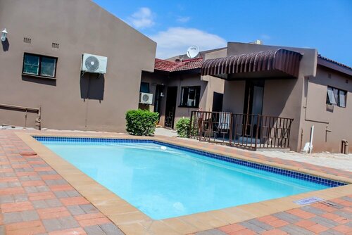 Overflow Guest House, Забронировать Гостевой дом Tlokweng Габороне