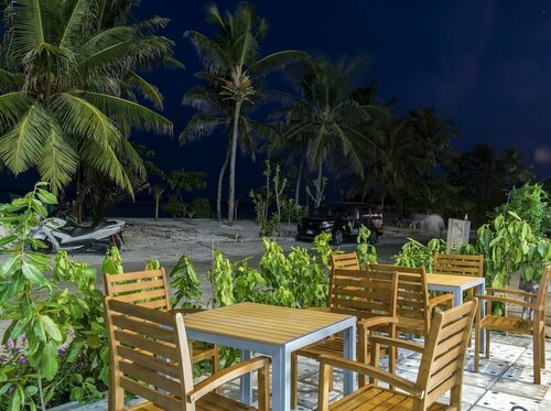 Vista Beach Retreat, Забронировать Отель Хулхумале Атолл Каафу, рядом с Ferry Terminal Park