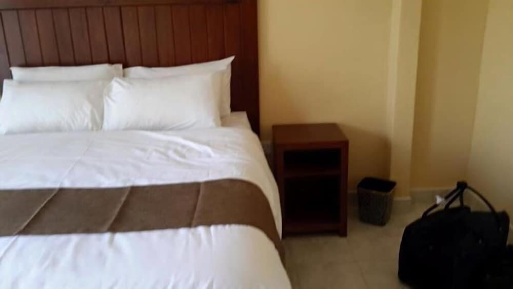 Pebble Rock Lodge