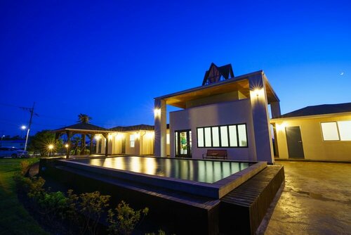 Monteview Stay, Забронировать Отель Отели Согвипхо с парковкой, Парковка