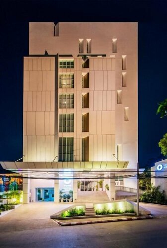Wyne Hotel, Rezervasyon Otel Yangon Region Otoparklı Oteller, Otopark