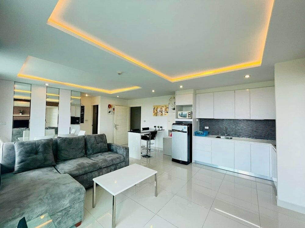Amazon Residence by Psr Asia