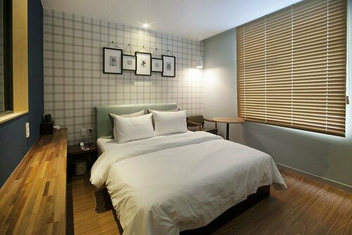 Brown Dot Hotel, Забронировать Отель Отели Кёнсан-Намдо с парковкой, Парковка