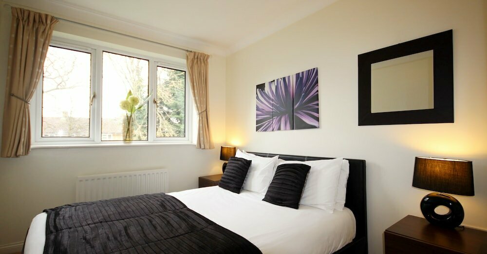 Berkshire Rooms-Bracknell