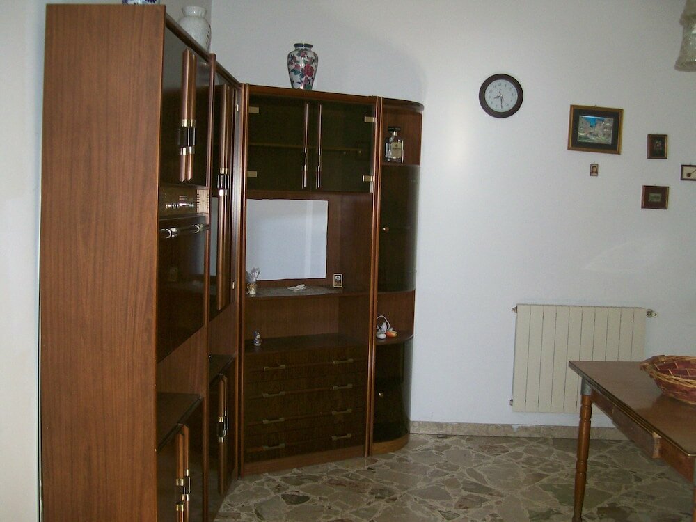 Adamo