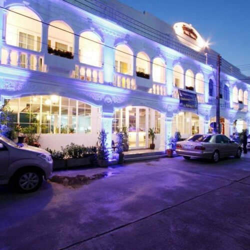 Baan Phuanda Hip Hotel, Rezervați Hotel Phuket Town Phuket, lângă Vachira Phuket Hospital