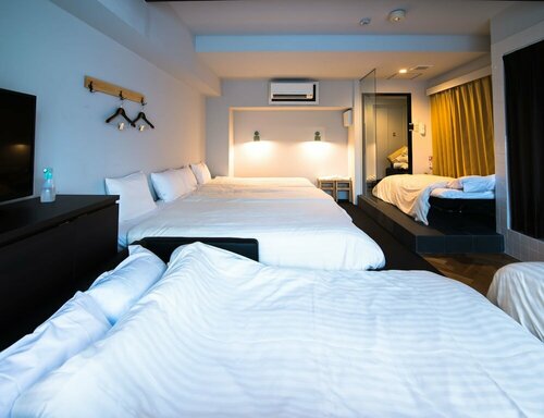 The Rooms Osaka, Забронировать Отель Отели Осаки с завтраком, рядом с Ikasuri Shrine, Завтраки