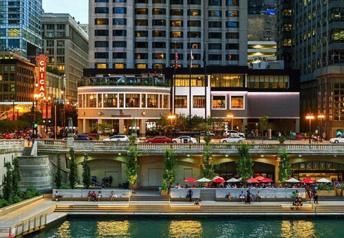 Renaissance Chicago Downtown Hotel, Забронировать Отель СПА-отели Чикаго, рядом с Консерватория Фрэнка Ллойда Райта, SPA-услуги