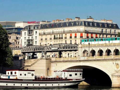 Mercure Paris Bercy Bibliothèque, Забронировать Отель Отели Иври-сюр-Сен с парковкой, Парковка