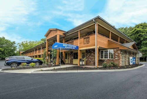 SureStay Plus by Best Western Woodbury Inn, Buchen Sie Hotel Woodbury Long Island
