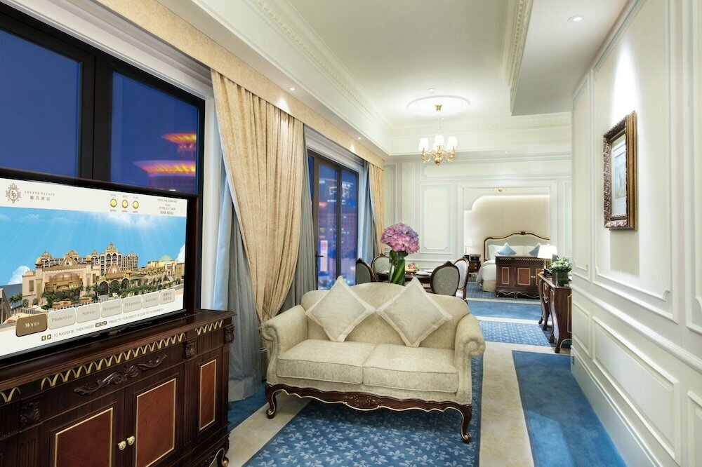 Legend Palace Hotel