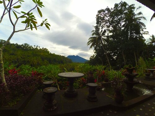 Pondok Batur Indah Homestay, Varaa Matkakoti Halvat hotellit kohteessa Bali