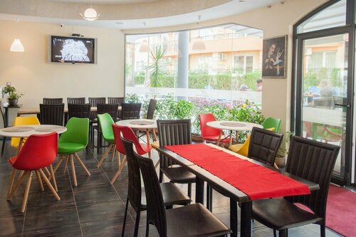 Hotel Mariner, Забронировать Отель Отели Солнечного берега с парковкой, рядом с Клуб GRAND, Парковка