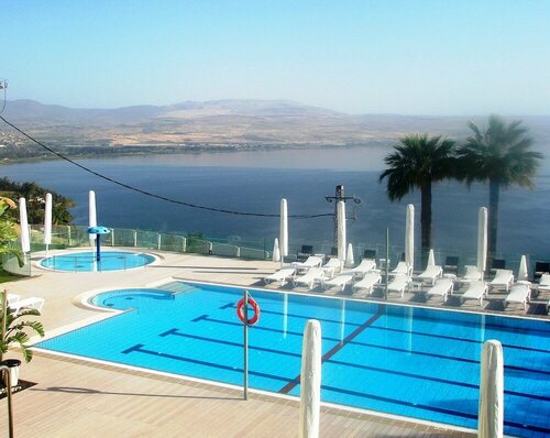 Golan Hotel, Забронировать Отель Тверия Тивериадское озеро, рядом с Музей «Дом Донны Грации»