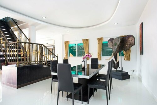 Tropical Living in Modern Villa Lancelot, Забронировать Вилла Отели Раваи с бассейном, рядом с Центр Tesco Lotus в Парке Раваи, Бассейн