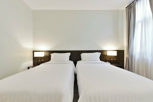 Oldthaiheng Hotel, Забронировать Отель Pom Prap Sattru Phai Бангкок