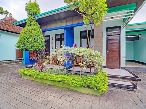 Capital O 91836 Pondok Bambu, Забронировать Отель СПА-отели Denpasar Municipality, SPA-услуги