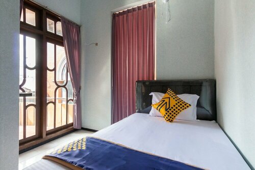 Safira Family Residence by Oyo Rooms, Reserva ahora Hotel Lawang 