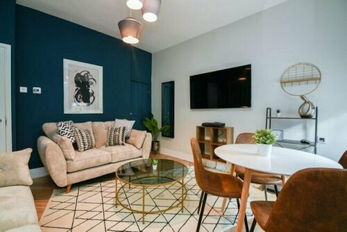 Stunning 5bed House in Nottingham, Book Hotel Nottingham Nottinghamshire