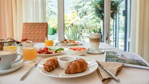 Hotel Villa Laurus, Забронировать Отель Отели Валле д'аосты с бассейном, Бассейн
