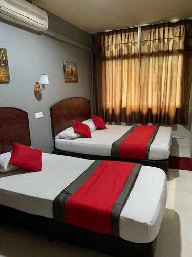 Oyo 1012 Stada Hotel, Réserver Hôtel Kota Bahru Kelantan