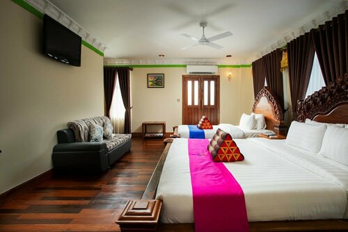 Okay Palace Hotel, Book Hotel Daun Penh 