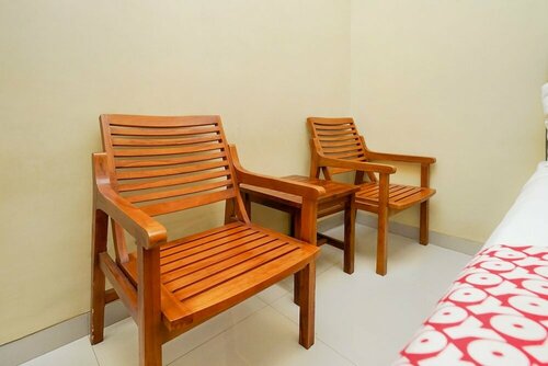 Oyo 179 68 Residence