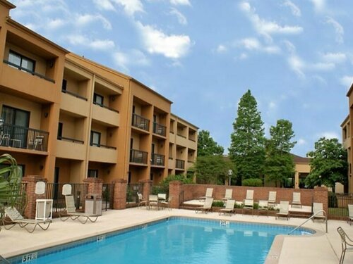 Courtyard by Marriott Baton Rouge Acadian Centre/LSU Area, Забронировать Отель Батон-Руж Луизиана