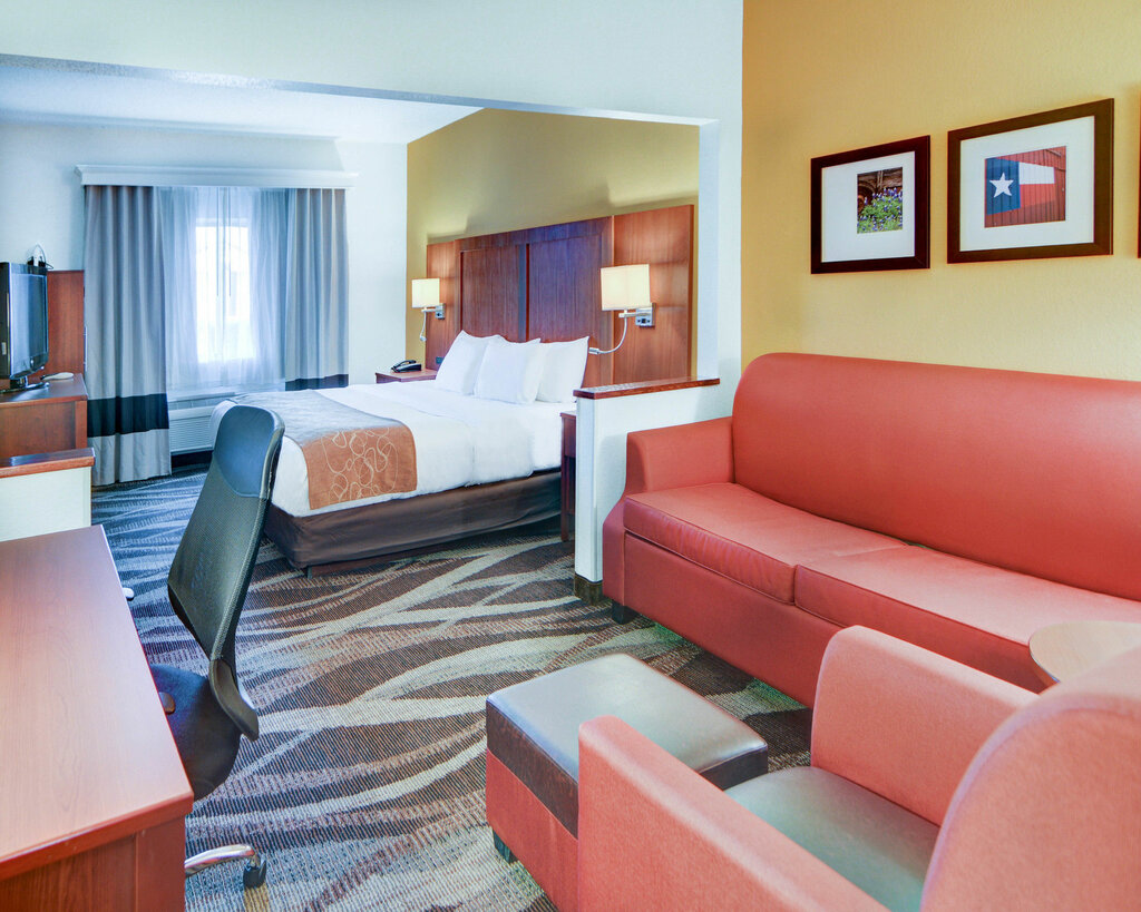 Comfort Suites Longview North