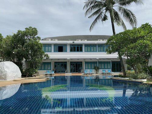 Sand Sea Beach Resort, Забронировать Курортный отель Ламаи-Бич Самуи, рядом с Ночной рынок Ламаи