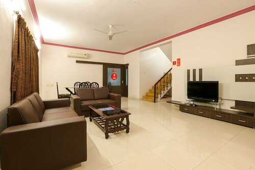 OYO 10031 Wind Chimes Boutique Guest House, Book Pension Sūrat Gujarat