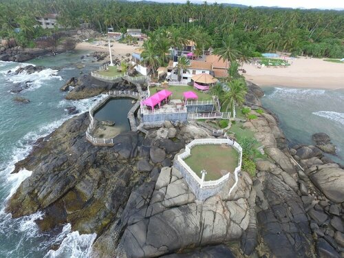White Villa Resort Aungalla, Забронировать Курортный отель Курортные отели Ахунгаллы, Курортный отель