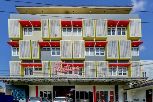 Fortune Hotel, Забронировать Отель Матарам Ломбок