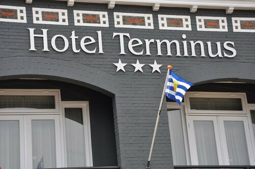 Hotel Terminus, Забронировать Отель Гус 