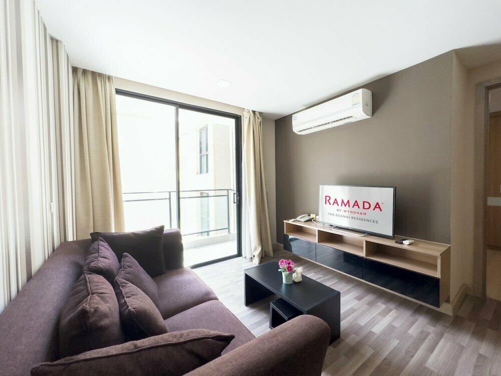 Ramada Tenn Ekamai