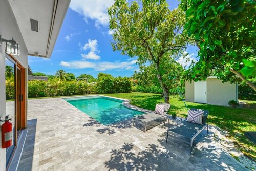 Awesome House with pool Westchester, Забронировать Дом для отпуска Майами Miami Metropolitan Area
