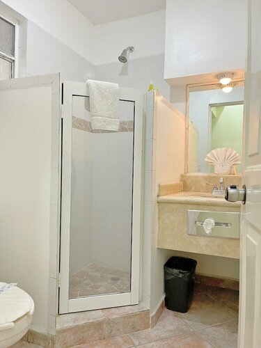 Seven Crown Express & Suites by Kavia, Забронировать Отель Отели Лос-Кабос с парковкой, Парковка