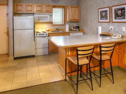Poulsbo Inn & Suites, Забронировать Отель Поулсбо штат Вашингтон