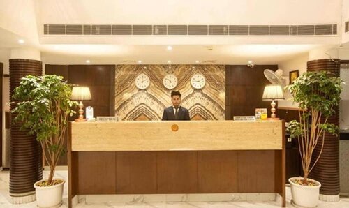 Fabhotel Prime Arch Plaza, Забронировать Отель Нью-Дели Национальный столичный округ Дели