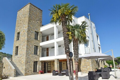 Torre Difyos, Book Landbrugsophold Cilento hoteller med pool, Swimmingpool