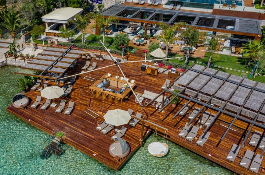 Serafina Mare Deluxe Residence