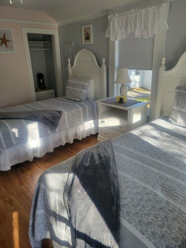 2 River Road Inn & Cottages, Забронировать Гостевой дом  