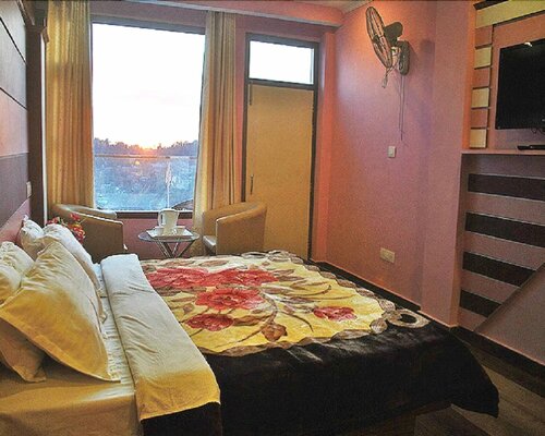 Hotel Sapphire Mcleodganj, Забронировать Отель Отели штата Химачал-Прадеш 3 звезды, 3*