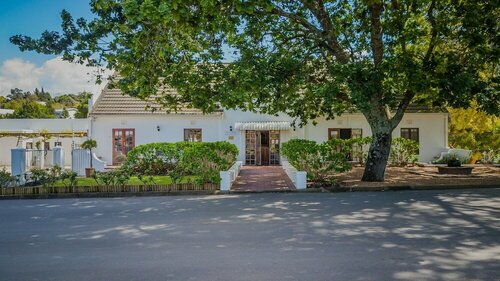 Aan de Oever Guesthouse, Забронировать Гостевой дом Свеллендам провинция Западный Кейп, рядом с NG Church Swellendam